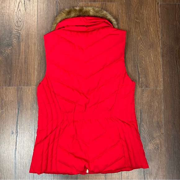 Talbots Faux Fur Collar Down Puffer Vest in Red Pop SZ SM - Picture 7 of 8